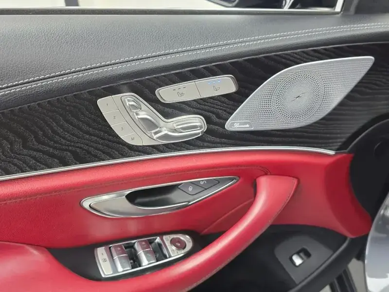 2022 Mercedes-Benz CLS с пробегом 90 980 км
