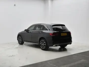 2022 Mercedes-Benz GLC с пробегом 82 100 км
