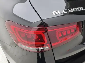 2022 Mercedes-Benz GLC с пробегом 82 100 км