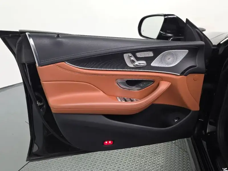 2022 Mercedes-Benz CLS с пробегом 76 180 км