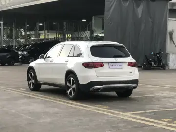 2022 Mercedes-Benz GLC с пробегом 35 700 км