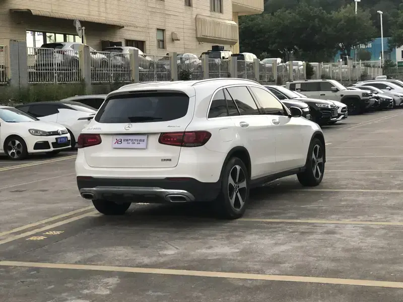 2022 Mercedes-Benz GLC с пробегом 35 700 км