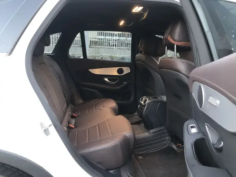 2022 Mercedes-Benz GLC с пробегом 35 700 км