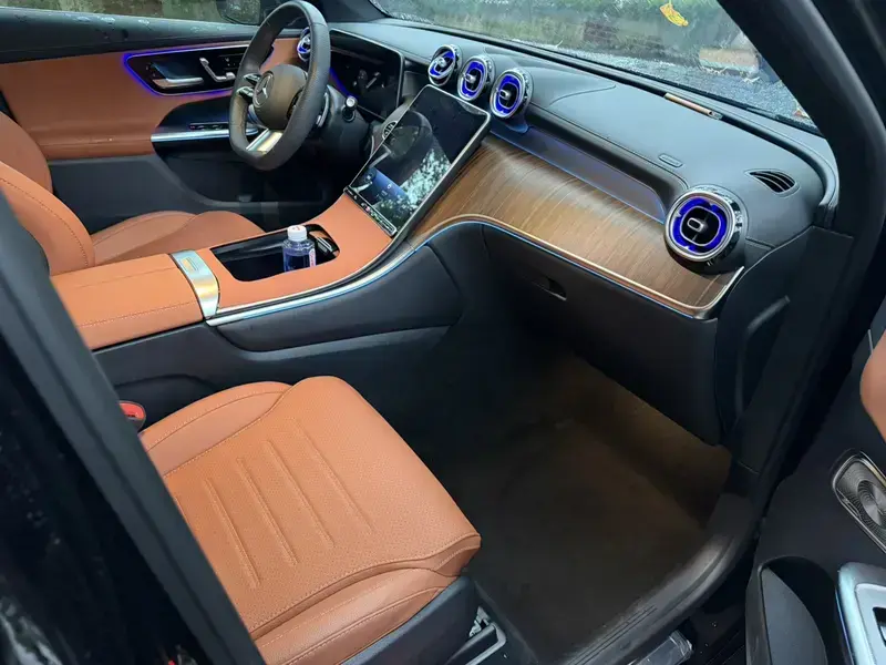2026 Mercedes-Benz GLC с пробегом 11 000 км