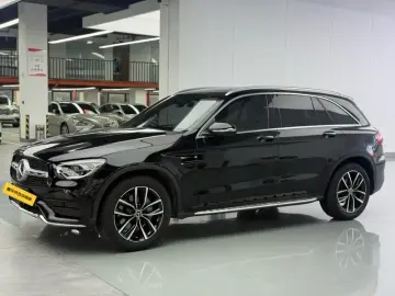 2021 Mercedes-Benz GLC с пробегом 30 000 км