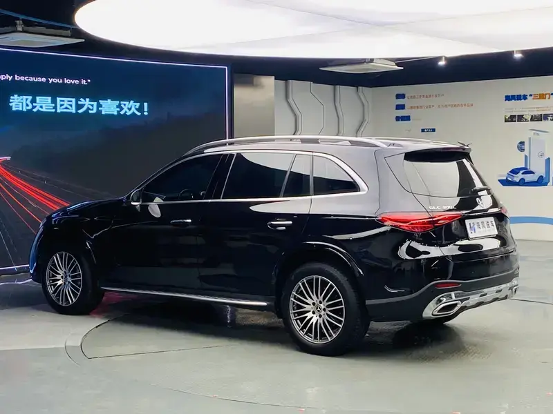 2024 Mercedes-Benz GLC с пробегом 27 000 км