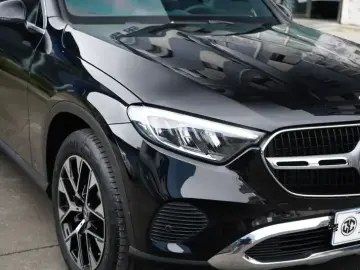 2025 Mercedes-Benz GLC с пробегом 8 000 км