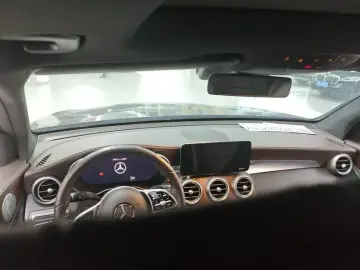 2021 Mercedes-Benz GLC с пробегом 66 000 км