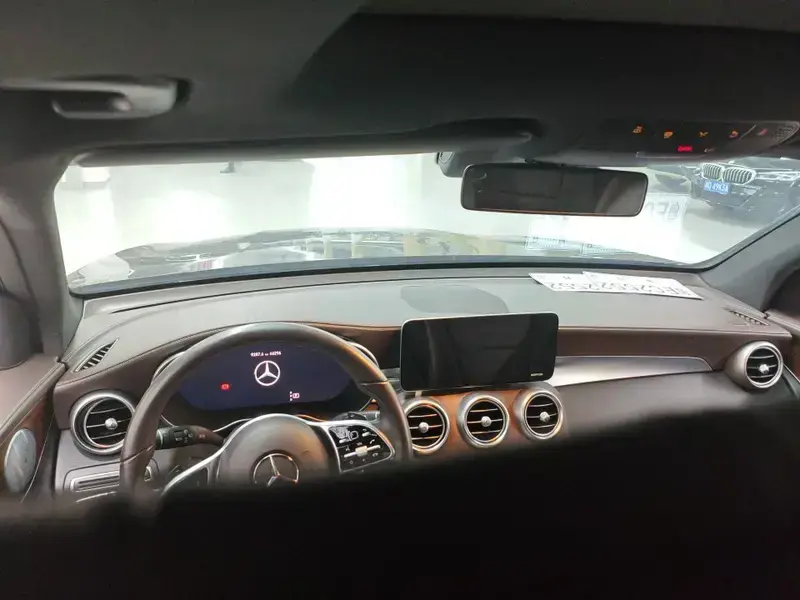 2021 Mercedes-Benz GLC с пробегом 66 000 км