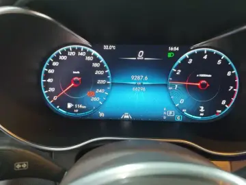 2021 Mercedes-Benz GLC с пробегом 66 000 км