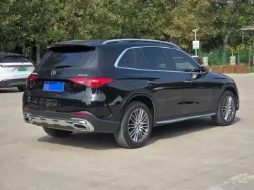 2025 Mercedes-Benz GLC с пробегом 44 000 км