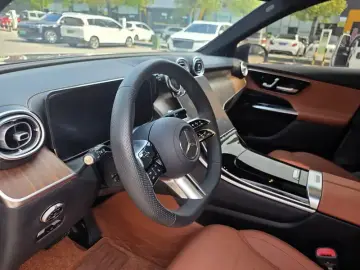 2025 Mercedes-Benz GLC с пробегом 44 000 км