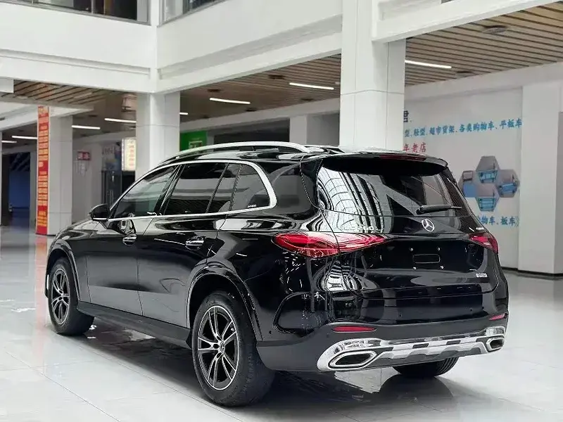 2024 Mercedes-Benz GLC с пробегом 18 000 км