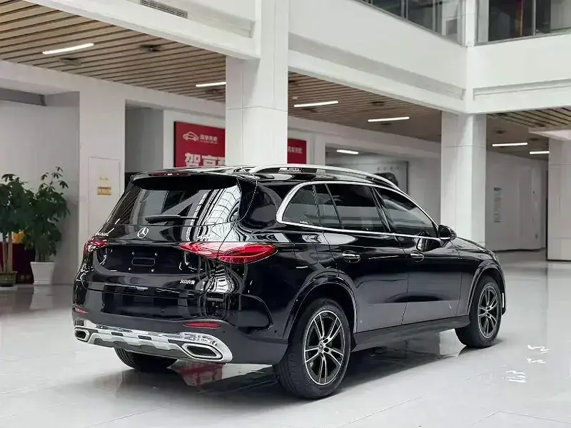 2024 Mercedes-Benz GLC с пробегом 18 000 км