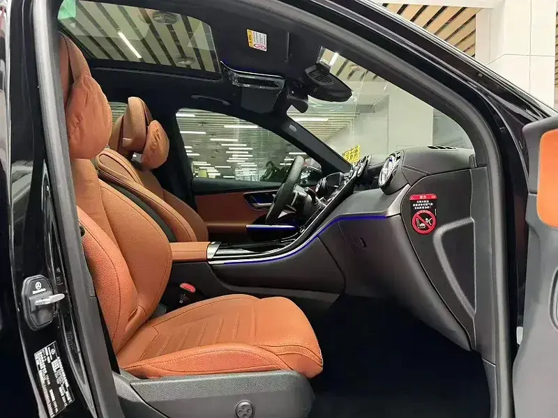 2024 Mercedes-Benz GLC с пробегом 18 000 км