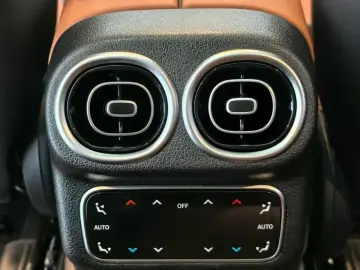 2026 Mercedes-Benz GLC с пробегом 12 000 км