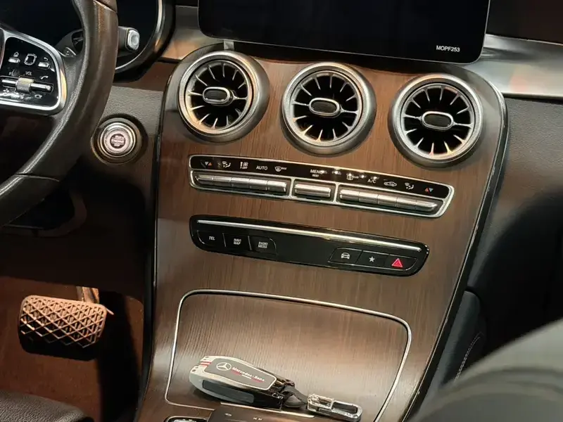 2020 Mercedes-Benz GLC с пробегом 132 000 км