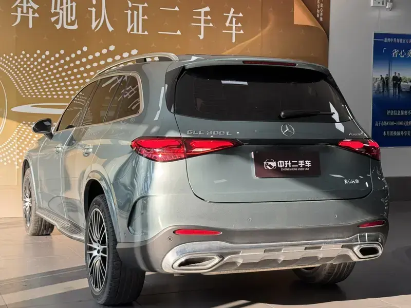 2025 Mercedes-Benz GLC с пробегом 11 000 км