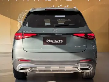 2025 Mercedes-Benz GLC с пробегом 11 000 км