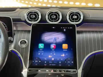 2025 Mercedes-Benz GLC с пробегом 11 000 км
