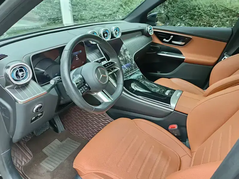 2024 Mercedes-Benz GLC с пробегом 35 900 км