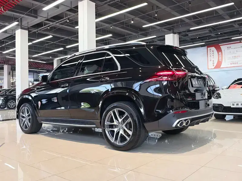 2024 Mercedes-Benz GLE AMG с пробегом 16 000 км