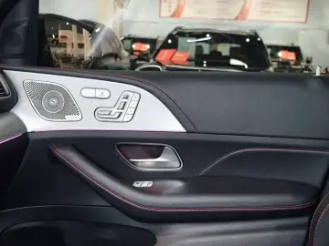 2024 Mercedes-Benz GLE AMG с пробегом 16 000 км