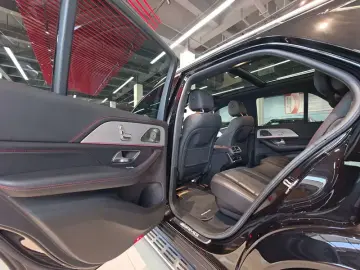 2024 Mercedes-Benz GLE AMG с пробегом 16 000 км