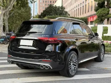 2025 Mercedes-Benz GLE AMG с пробегом 32 000 км