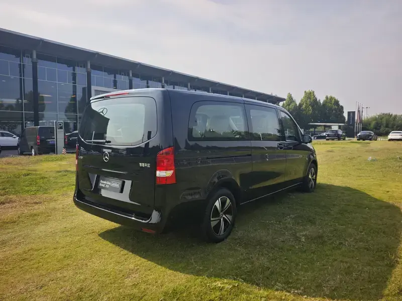 2024 Mercedes-Benz Vito с пробегом 14 000 км