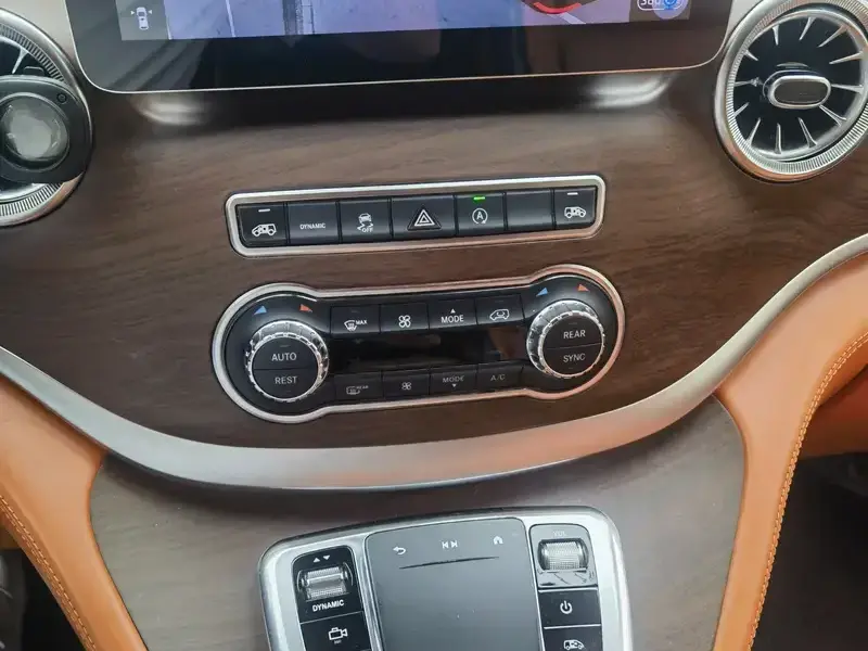 2021 Mercedes-Benz Vito с пробегом 69 000 км