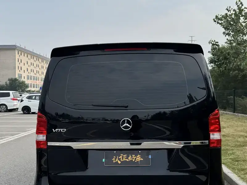 2023 Mercedes-Benz Vito с пробегом 35 000 км