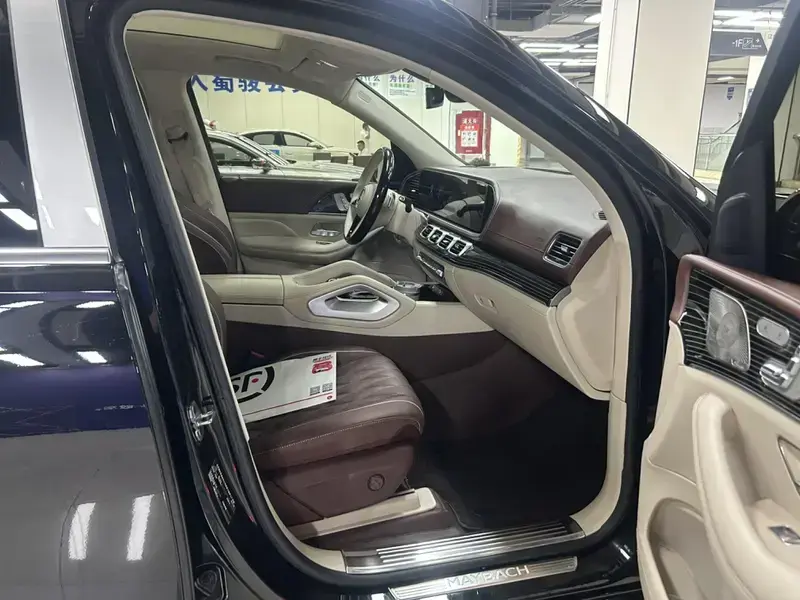 2024 Mercedes-Benz GLS с пробегом 19 100 км