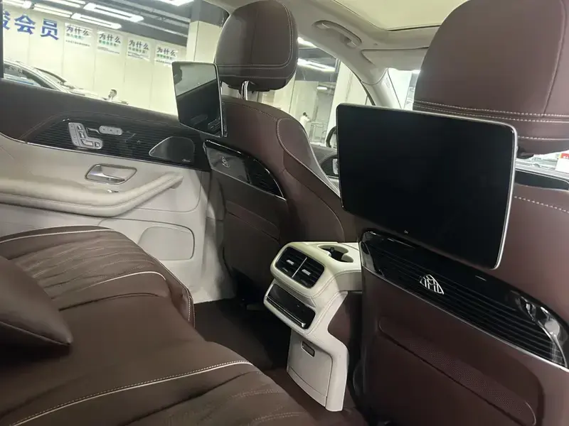 2024 Mercedes-Benz GLS с пробегом 19 100 км