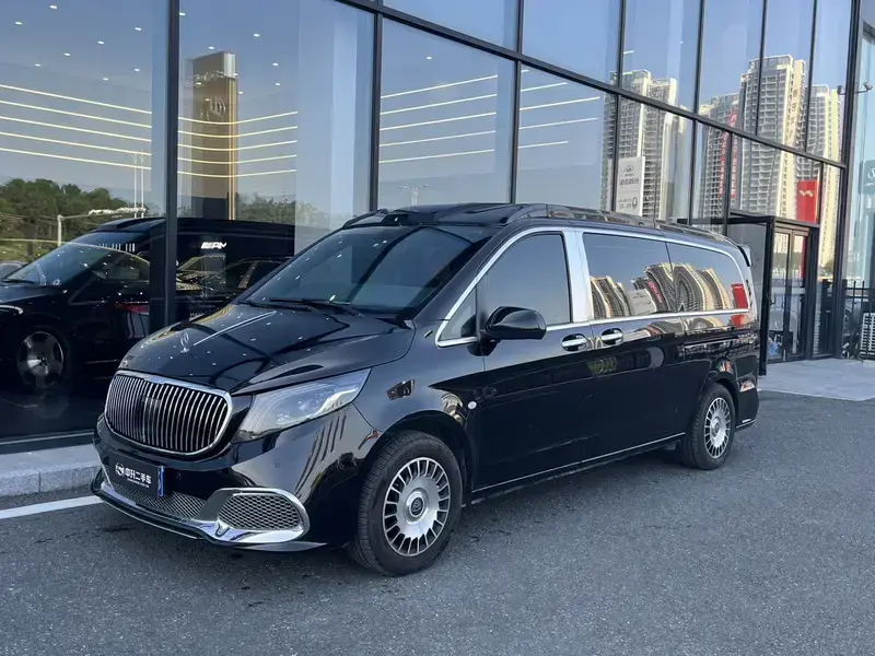2023 Mercedes-Benz Vito с пробегом 28 000 км