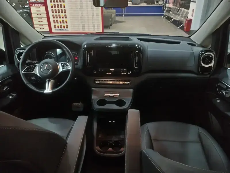 2024 Mercedes-Benz Vito с пробегом 7 000 км