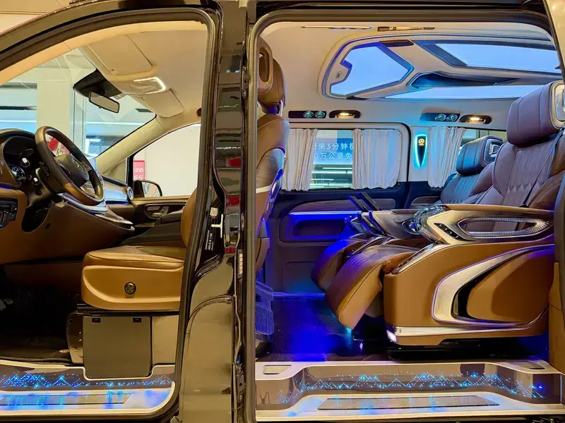 2023 Mercedes-Benz Vito с пробегом 50 000 км