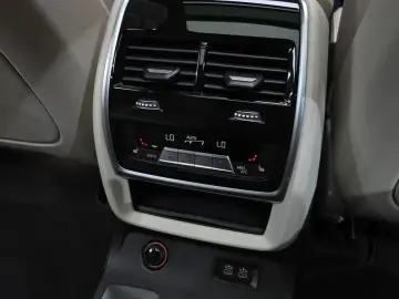 2024 BMW X7 с пробегом 22 725 км