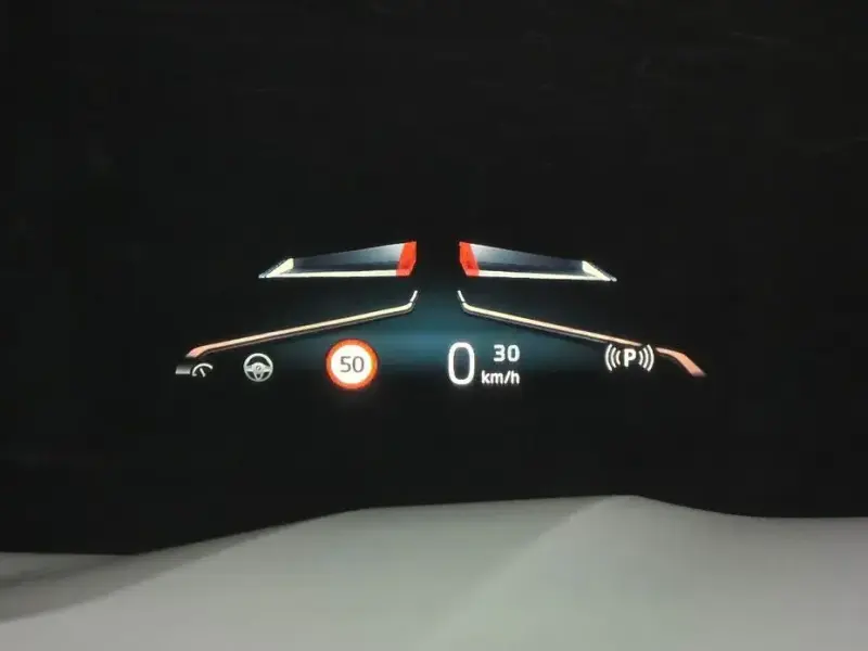 2025 BMW X7 с пробегом 23 339 км
