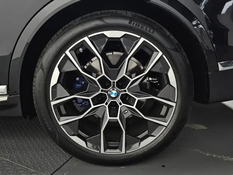 2026 BMW X7 с пробегом 165 км
