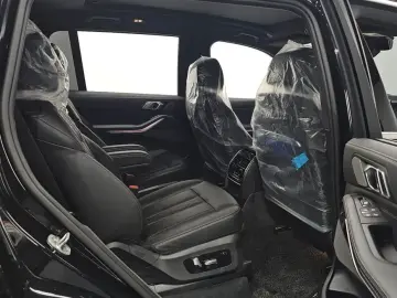 2026 BMW X7 с пробегом 165 км