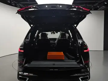 2026 BMW X7 с пробегом 165 км