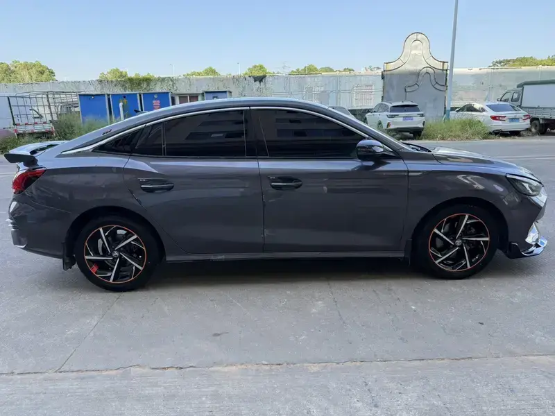 2021 MG 5 с пробегом 117 000 км