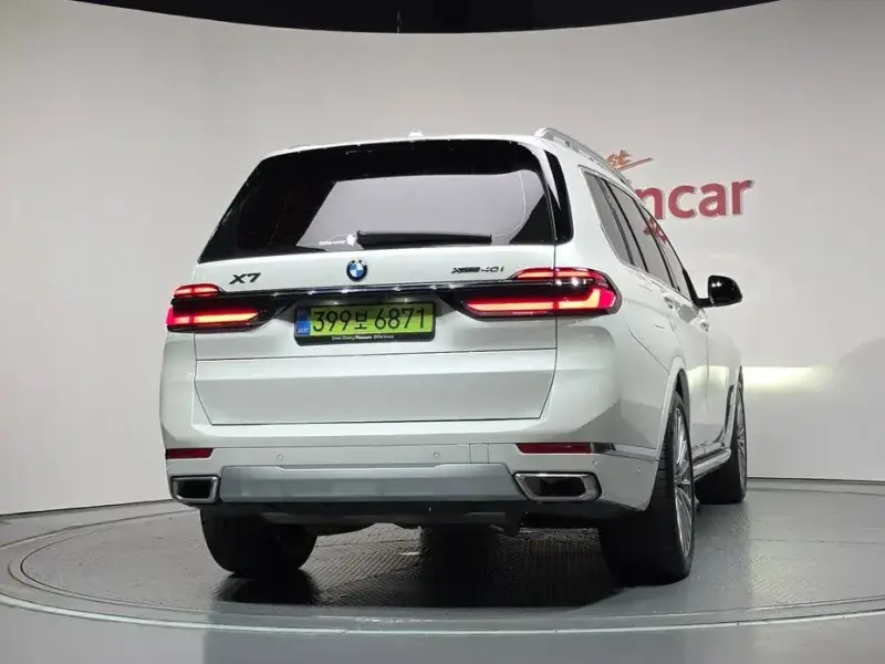 2025 BMW X7 с пробегом 10 593 км
