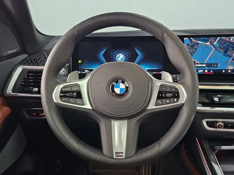 2025 BMW X7 с пробегом 32 266 км