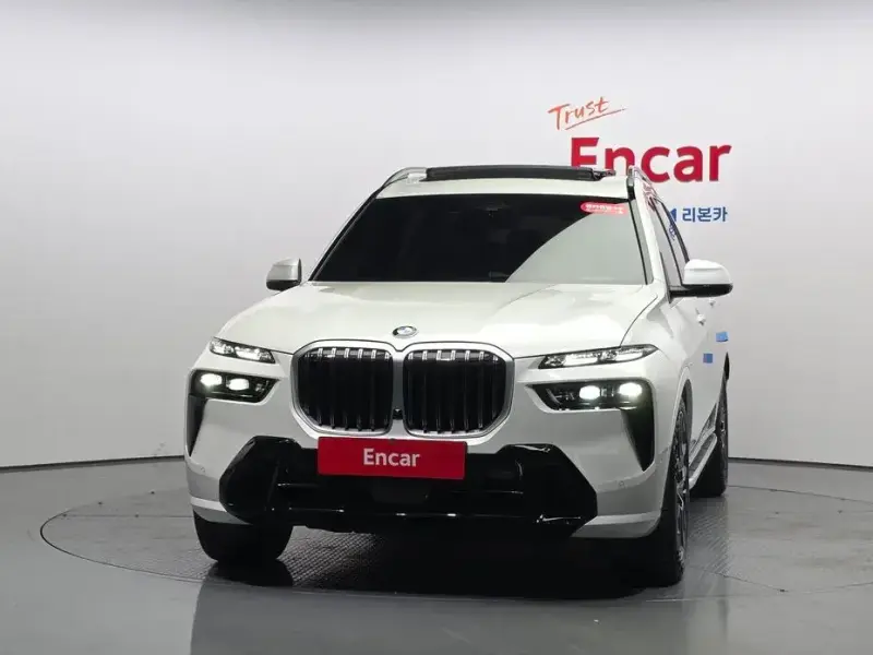 2026 BMW X7 с пробегом 7 354 км