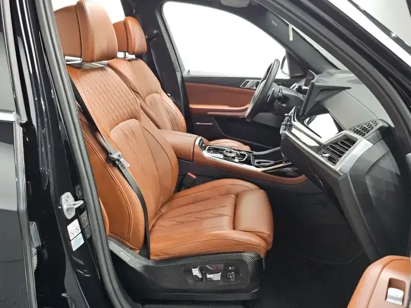 2024 BMW X7 с пробегом 32 610 км