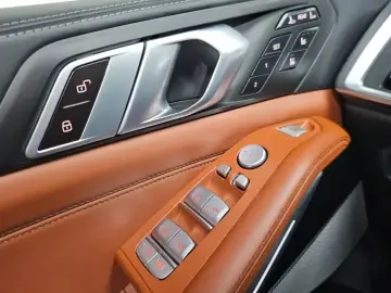2024 BMW X7 с пробегом 32 610 км