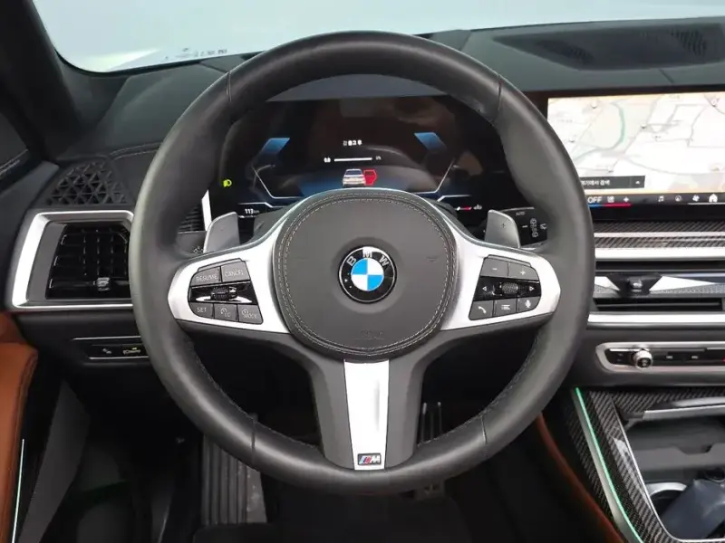 2025 BMW X7 с пробегом 21 353 км