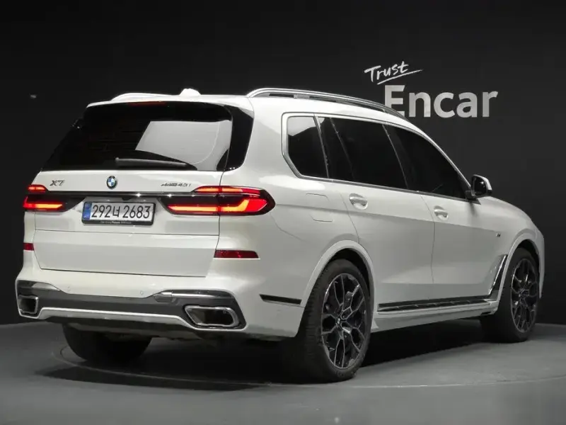 2025 BMW X7 с пробегом 11 819 км